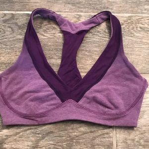 Lululemon sports bra size 4